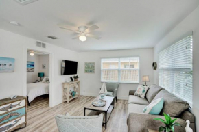 Full Beach Chalet One block from the Beach